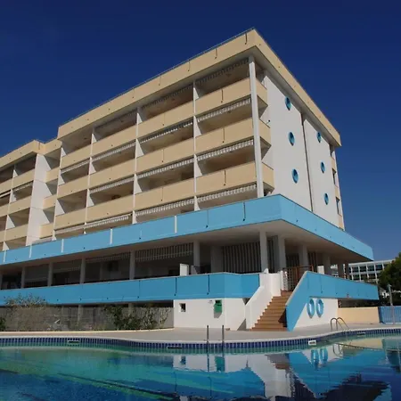 One Bedroom Flat In A With Pool