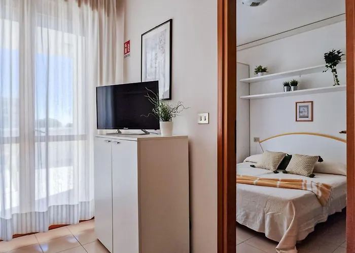 One Bedroom Flat In A With Pool Διαμέρισμα Μπιμπιόνε