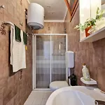 One Bedroom Flat In A With Pool * Бибионе