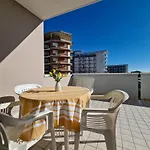 One Bedroom Flat In A With Pool Apartment